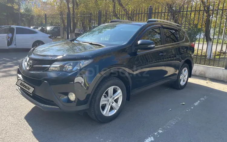 Toyota RAV4 2014 годаүшін8 000 000 тг. в Астана