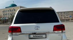 Toyota Land Cruiser 2016 года за 29 800 000 тг. в Атырау – фото 4