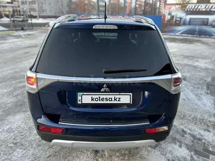 Mitsubishi Outlander 2014 года за 7 500 000 тг. в Петропавловск – фото 12