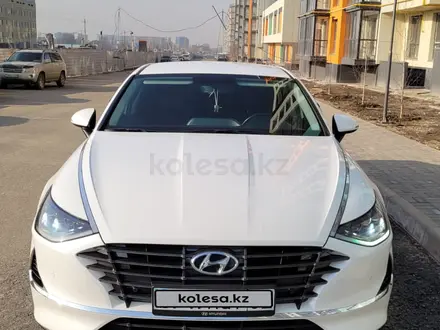 Hyundai Sonata 2020 года за 11 500 000 тг. в Алматы