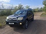 Toyota 4Runner 2005 годаүшін9 800 000 тг. в Караганда – фото 3