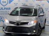 Toyota Sienna 2019 года за 18 700 000 тг. в Алматы