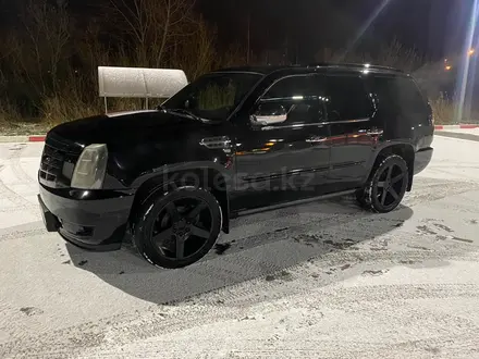 Cadillac Escalade 2007 года за 7 000 000 тг. в Алматы – фото 9