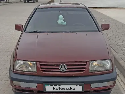 Volkswagen Vento 1992 года за 1 054 562 тг. в Уральск – фото 2