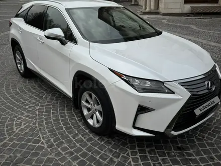 Lexus RX 200t 2016 года за 15 500 000 тг. в Алматы – фото 2