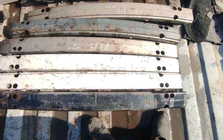 Усилитель переднего бампера rx300 за 15 000 тг. в Алматы