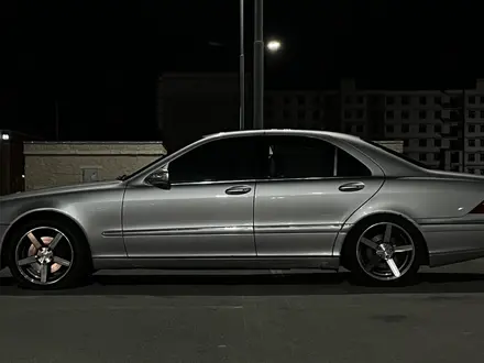 Mercedes-Benz S 500 2004 года за 4 000 000 тг. в Актау – фото 5