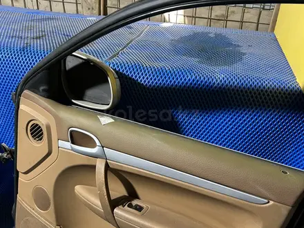 Дверные карты на Porsche Cayenne за 50 000 тг. в Актау – фото 4