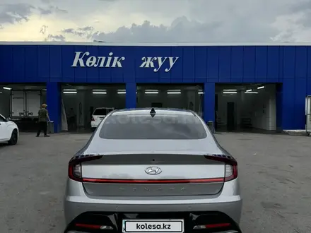 Hyundai Sonata 2022 года за 12 518 000 тг. в Алматы – фото 6