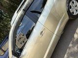 Geely Emgrand X7 2014 года за 5 000 000 тг. в Усть-Каменогорск – фото 3