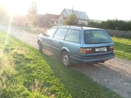 Volkswagen Passat 1992 года за 1 300 000 тг. в Риддер – фото 6