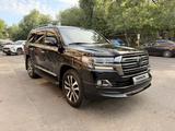 Toyota Land Cruiser 2018 годаүшін34 500 000 тг. в Алматы