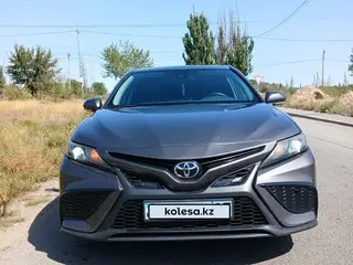 Toyota Camry, 2022
