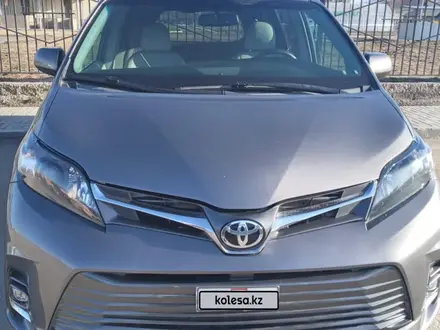 Toyota Sienna 2015 года за 14 100 000 тг. в Астана – фото 2