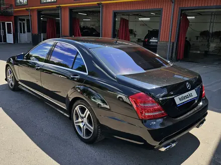 Mercedes-Benz S 500 2006 года за 8 000 000 тг. в Алматы – фото 17