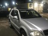 Mercedes-Benz ML 320 2001 года за 4 500 000 тг. в Караганда – фото 3