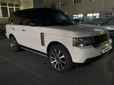 Land Rover Range Rover 2009 года за 11 200 000 тг. в Алматы – фото 2