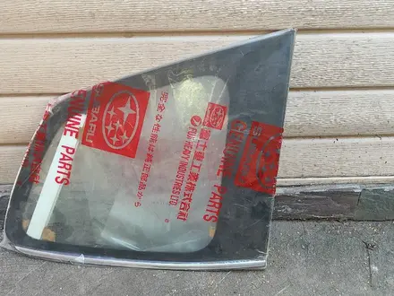 Стекло заднее боковое форточка за 35 000 тг. в Алматы