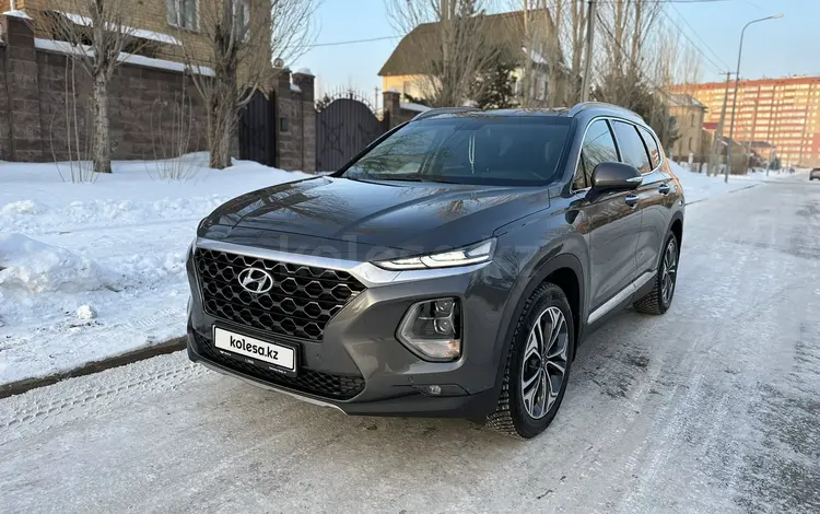 Hyundai Santa Fe 2020 года за 15 500 000 тг. в Астана