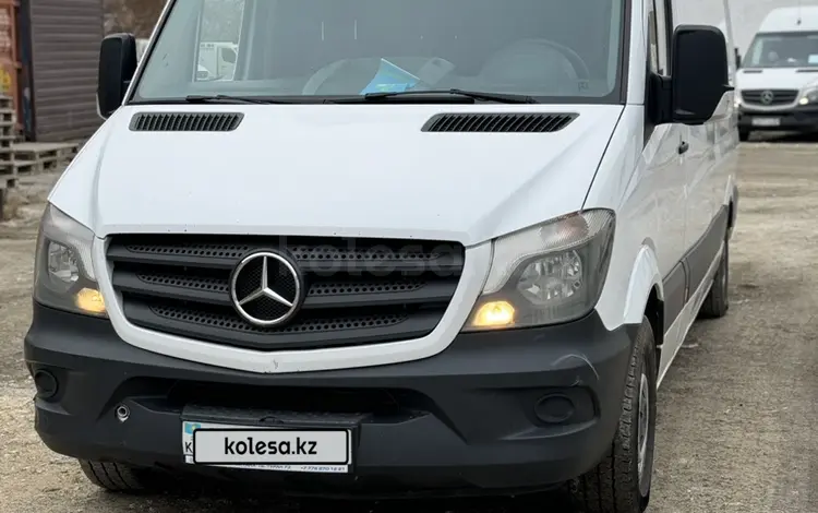 Mercedes-Benz Sprinter 2015 годаfor12 000 000 тг. в Астана