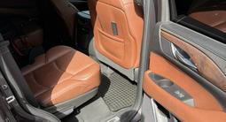 Cadillac Escalade 2018 года за 35 000 000 тг. в Актау – фото 4