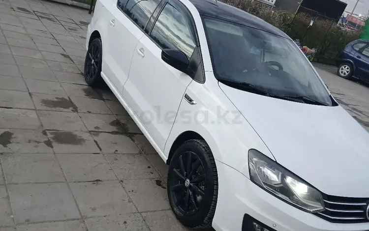 Volkswagen Polo 2019 года за 5 800 000 тг. в Актобе