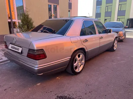 Mercedes-Benz E 280 1994 года за 3 600 000 тг. в Алматы – фото 9