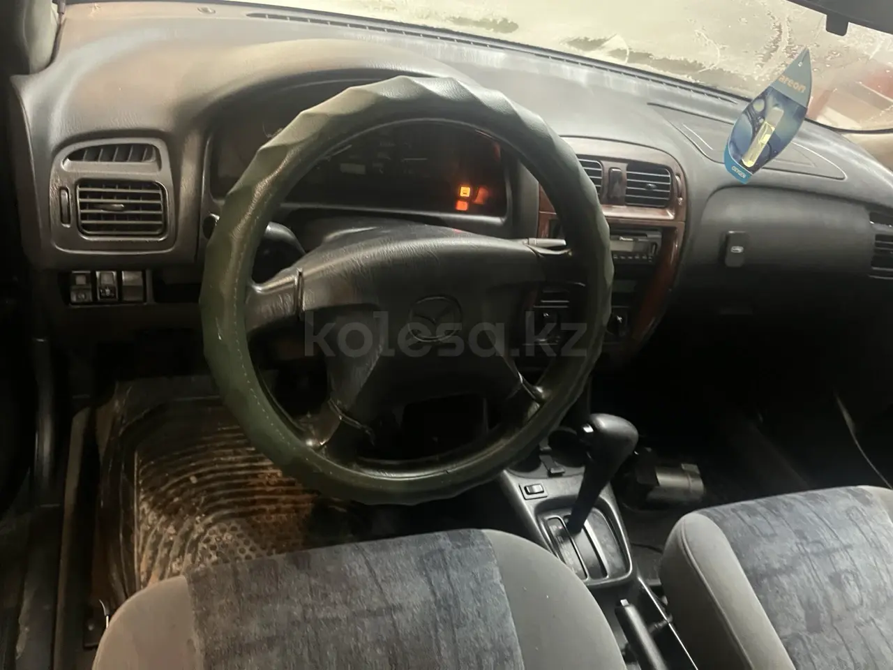 Mazda 626, 1998