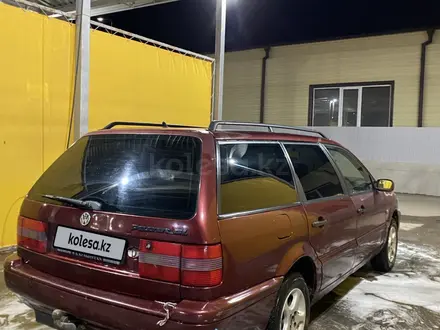 Volkswagen Passat 1994 года за 1 500 000 тг. в Уральск – фото 6