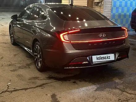 Hyundai Sonata 2023 года за 13 500 000 тг. в Алматы – фото 4