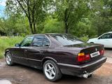 BMW M5 1994 годаfor1 400 000 тг. в Караганда