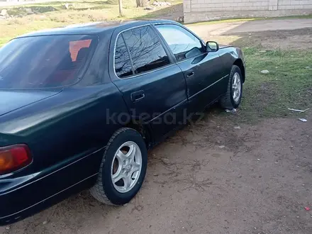 Toyota Camry 1996 года за 1 600 000 тг. в Мерке – фото 6