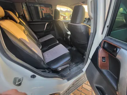 Toyota Land Cruiser Prado 2012 года за 14 500 000 тг. в Атырау – фото 8