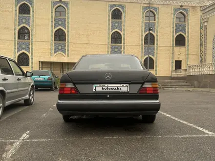 Mercedes-Benz E 200 1992 года за 1 850 000 тг. в Тараз – фото 6