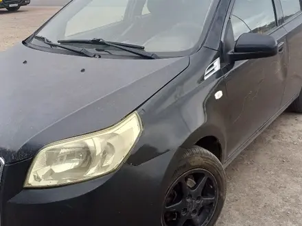 Chevrolet Aveo 2012 года за 1 500 000 тг. в Астана – фото 2