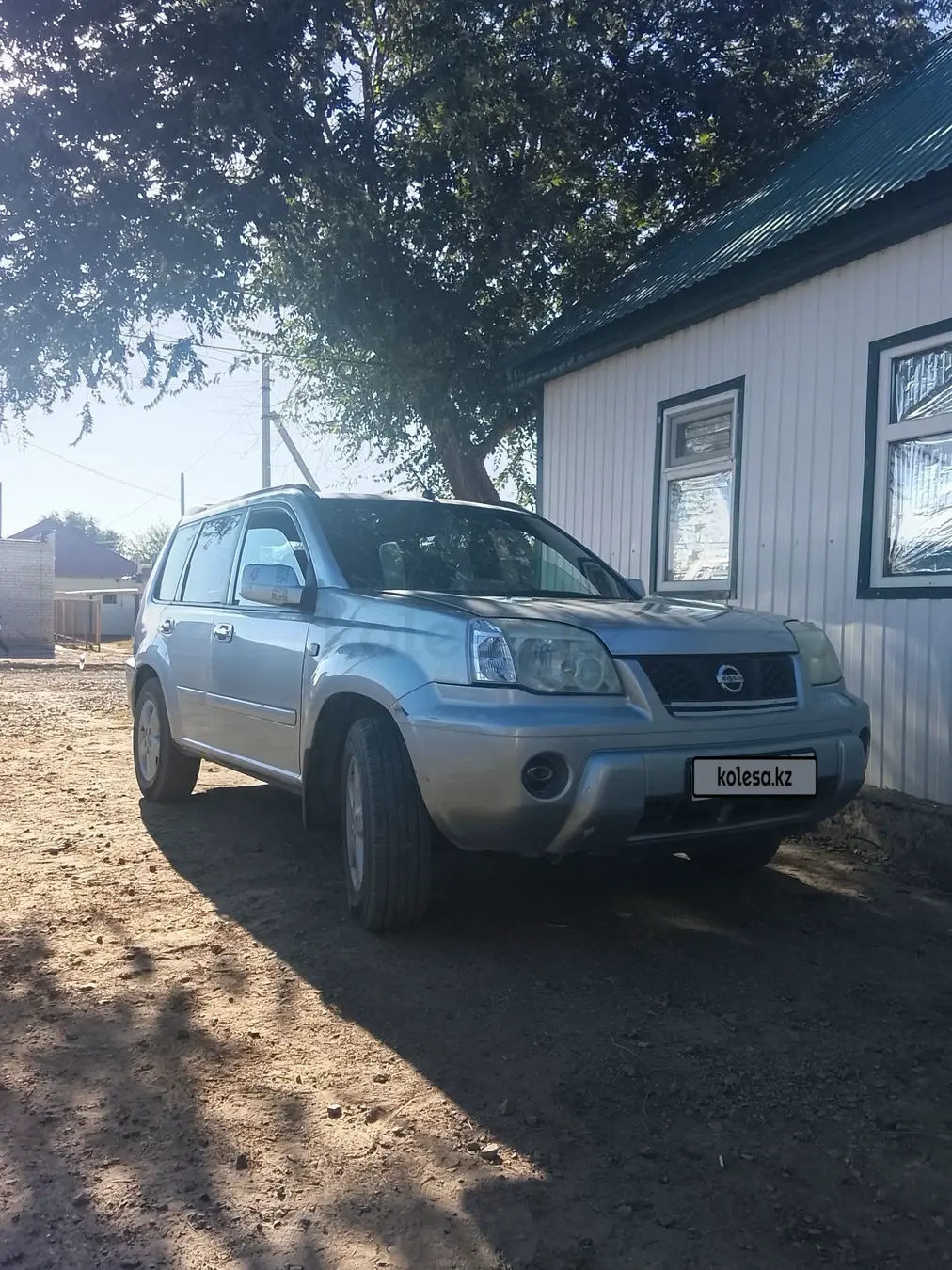 Nissan X-Trail, 2004