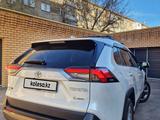 Toyota RAV4 2020 года за 18 500 000 тг. в Петропавловск – фото 3