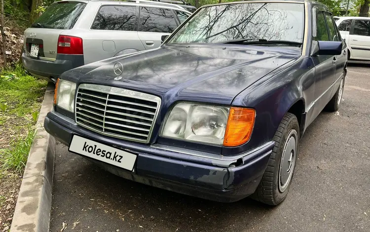 Mercedes-Benz E 280 1995 года за 1 900 000 тг. в Алматы