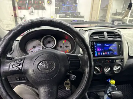 Toyota RAV4 2005 года за 4 500 000 тг. в Астана – фото 9