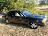 Mercedes-Benz E 200 1990 годаүшін1 500 000 тг. в Арысь