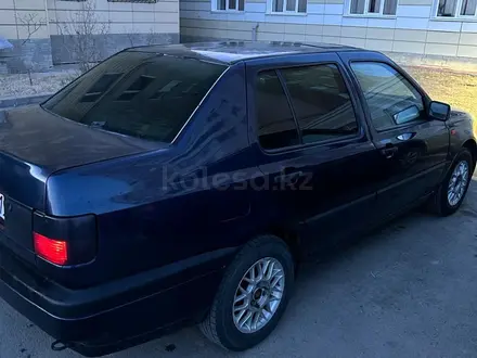 Volkswagen Vento 1992 года за 1 200 000 тг. в Талдыкорган – фото 4