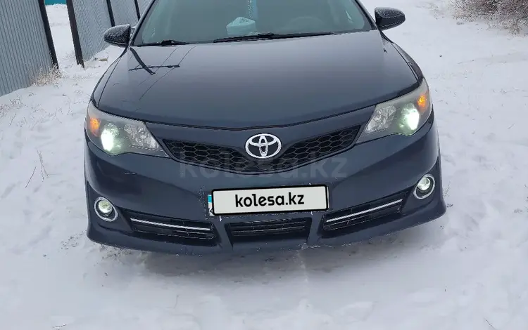 Toyota Camry 2014 годаүшін8 500 000 тг. в Актобе