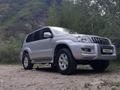 Toyota Land Cruiser Prado 2009 года за 10 200 000 тг. в Шымкент – фото 2