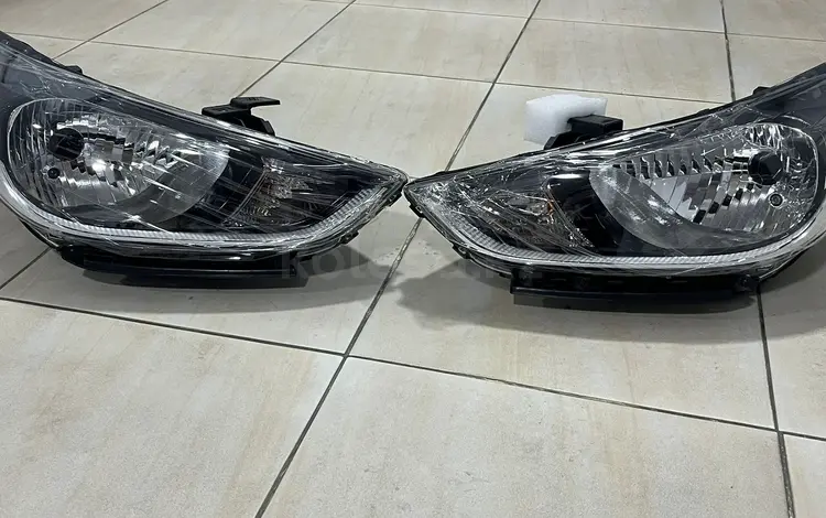 Фары на Hyundai Accent/Kia Rioүшін23 000 тг. в Алматы