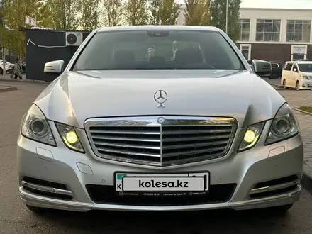 Mercedes-Benz E 200 2011 года за 10 200 000 тг. в Астана