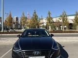 Hyundai Sonata 2021 года за 9 990 000 тг. в Астана – фото 2