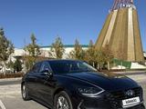 Hyundai Sonata 2021 годаүшін9 990 000 тг. в Астана