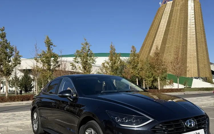 Hyundai Sonata 2021 годаүшін9 990 000 тг. в Астана