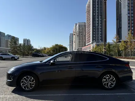 Hyundai Sonata 2021 года за 9 990 000 тг. в Астана – фото 4
