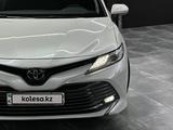 Toyota Camry 2018 годаүшін13 700 000 тг. в Алматы – фото 3